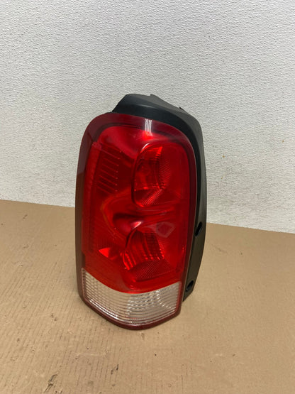 2005 to 2009 Pontiac Montana / Uplander Left Driver Lh Tail Light AE7231 LK0
