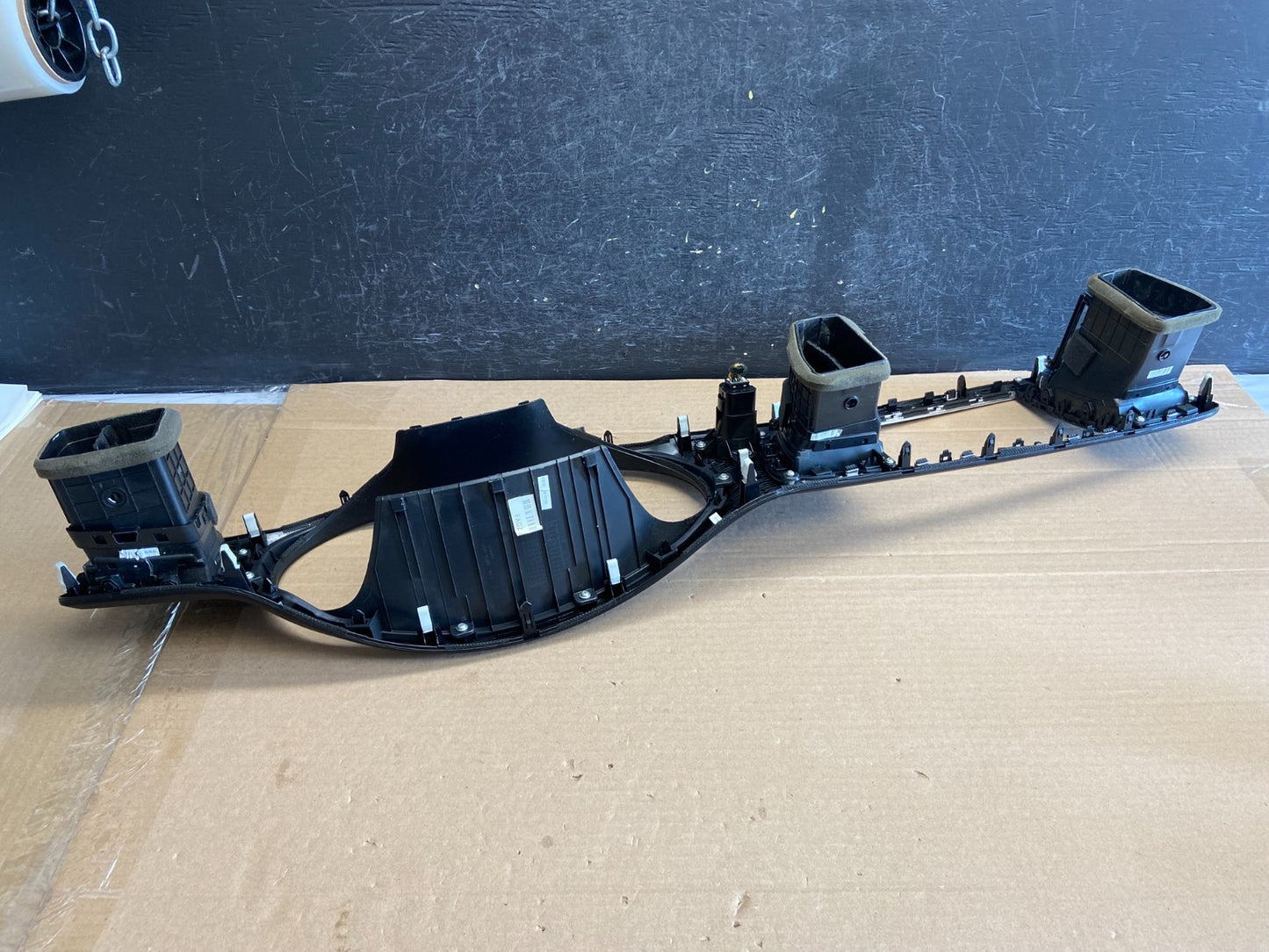 2015 to 2018 Kia Sedona Speedometer Radio Bezel Air Vent AG5004 DG2