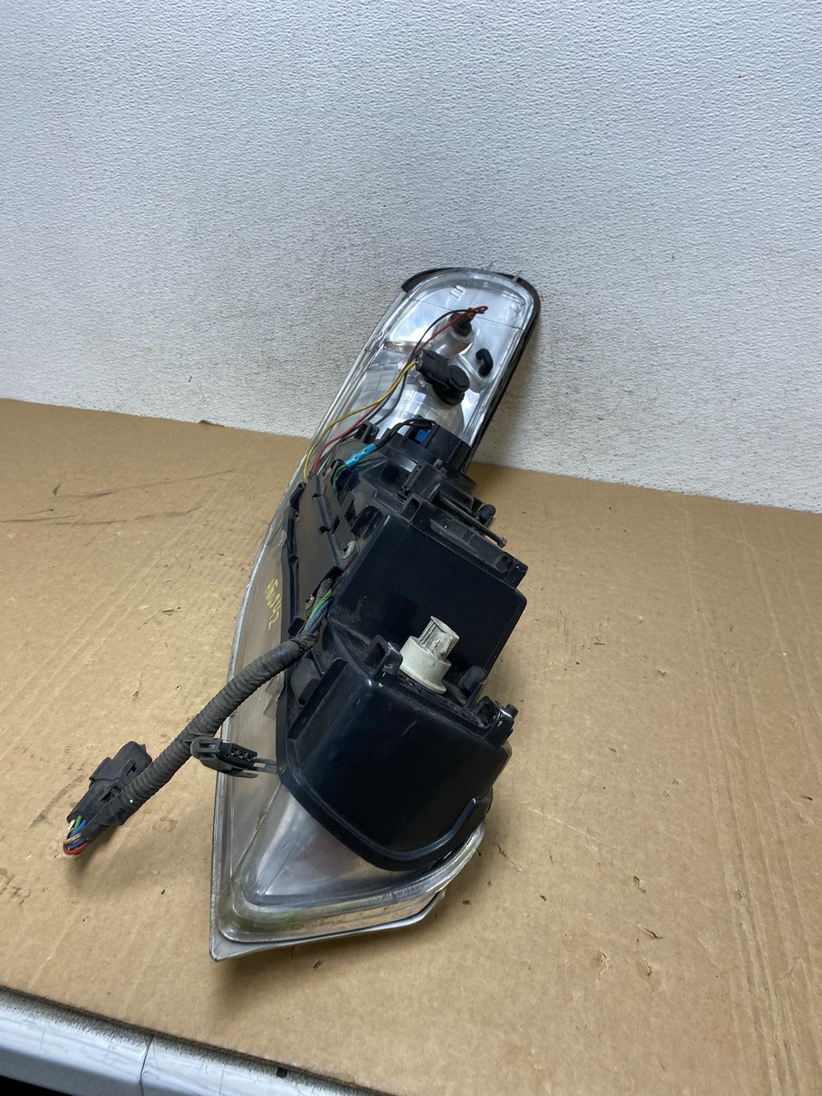 1999-2001 Lincoln & Town Car Left Driver LH Headlight Halogen AG0542 DW6