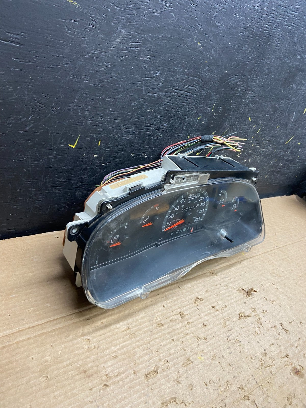 2001 - 2002 Ford Econoline E250 E350 Van Speedometer Instrument Cluster w3094 DG2