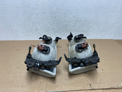 2000 to 2001 Toyota Camry Front Left+Right Side Headlights AE5979 DW8