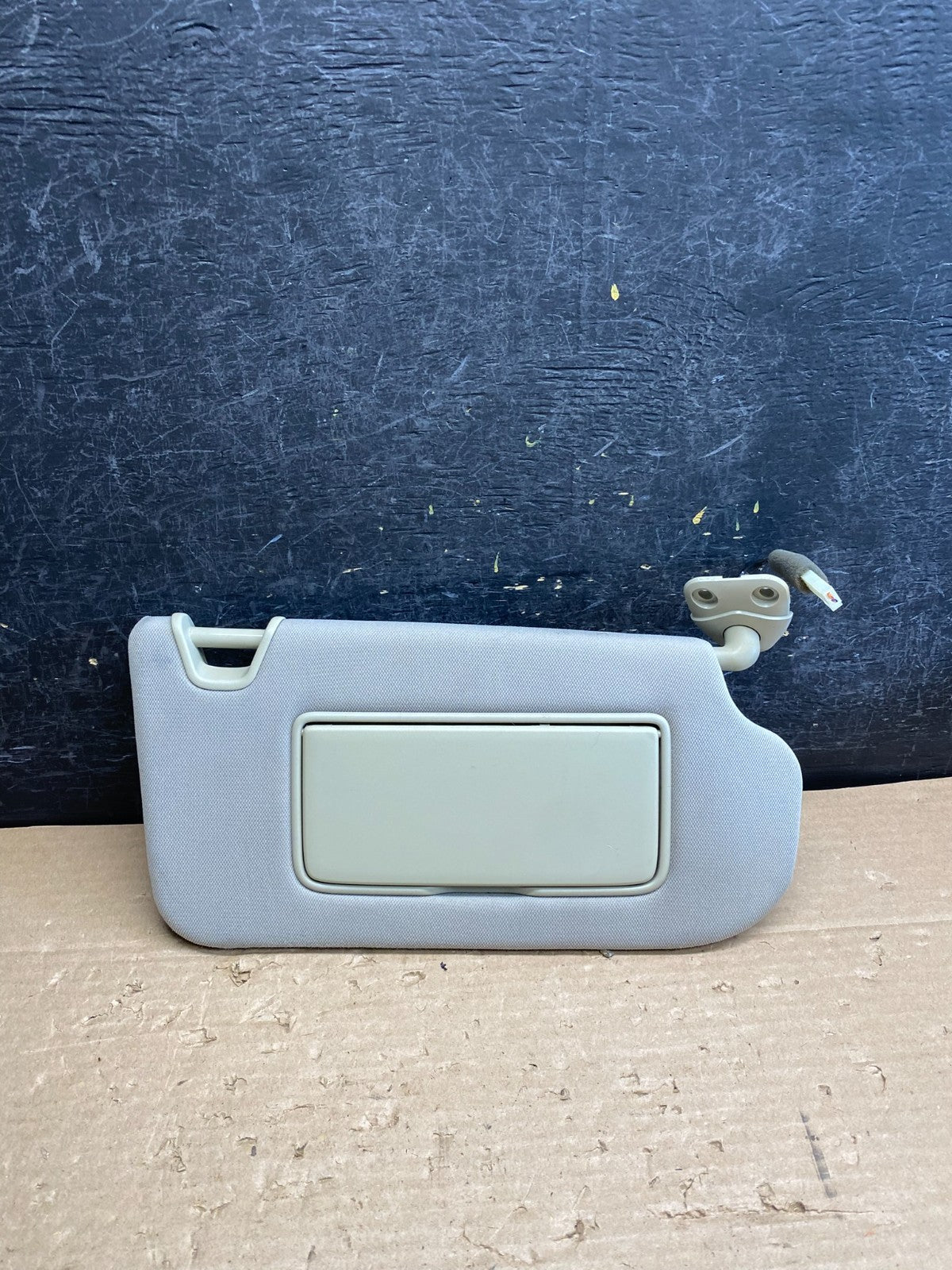 2008 to 2012 Infiniti Ex35 Right Passenger Side Interior Sun Visor AG84632