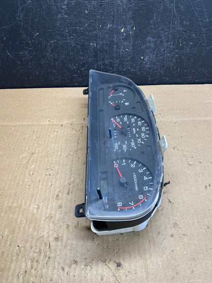 1994 to 1997 Nissan Hardbody D21 Pathfinder Gauge Cluster AC67682