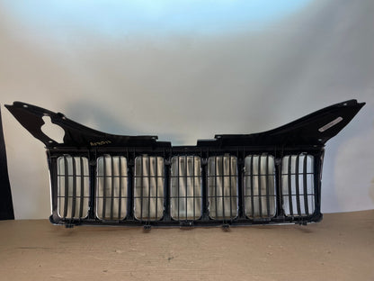 2005 to 2007 Jeep Grand Cherokee Front Upper Grill Grille Aftermarket AF8513 DG3