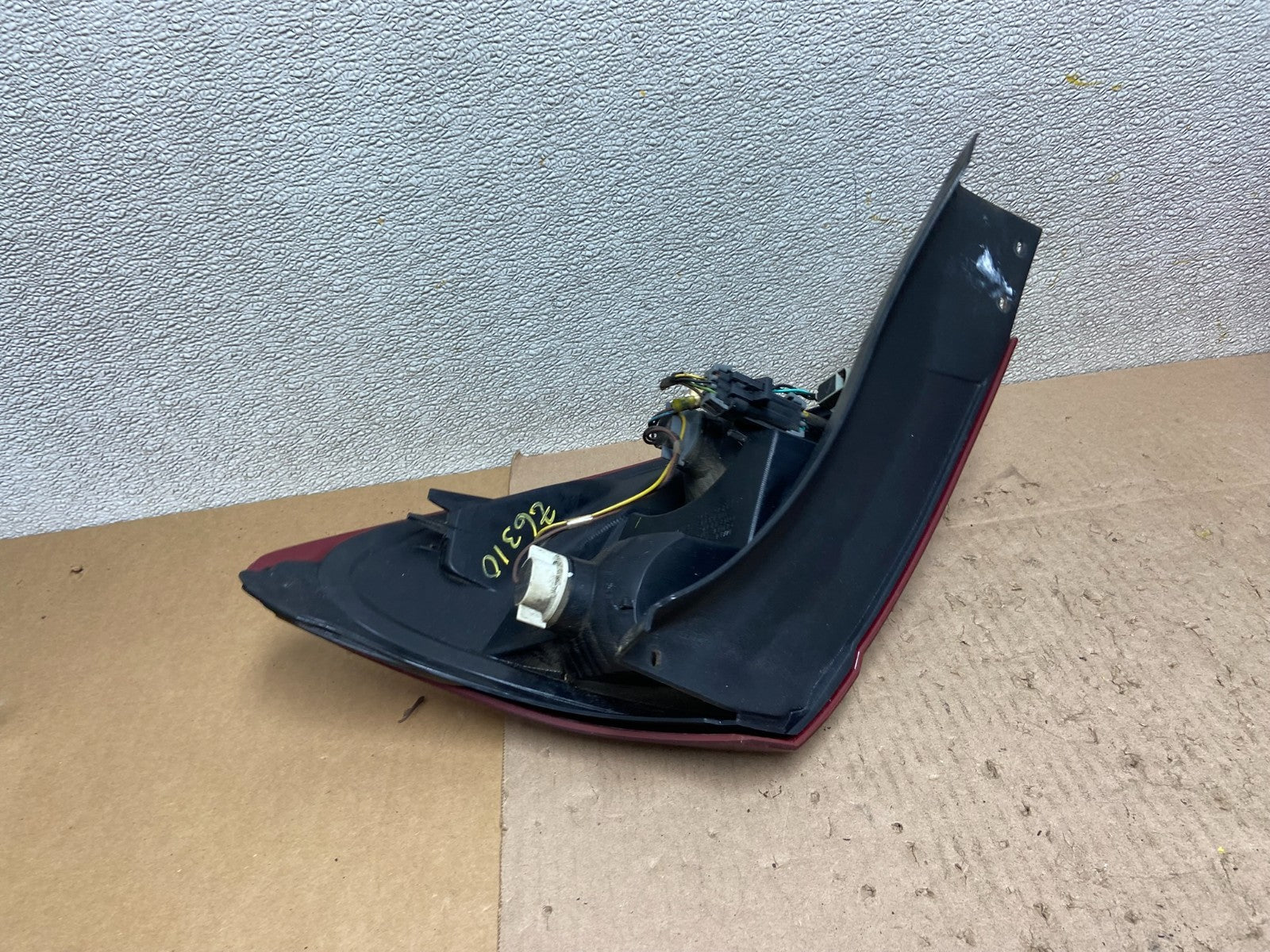 2003-2007 Saturn Ion Coupe Left Driver LH Side Tail Light Oem Z6310 DW3