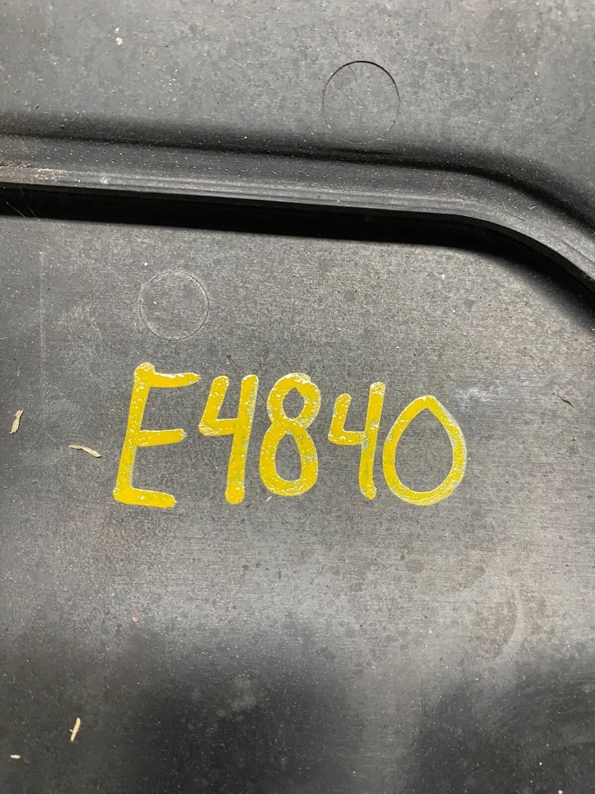 2013 to 2016 Dodge Dart 2.0L Engine Motor Cover Shield E4840 DG19