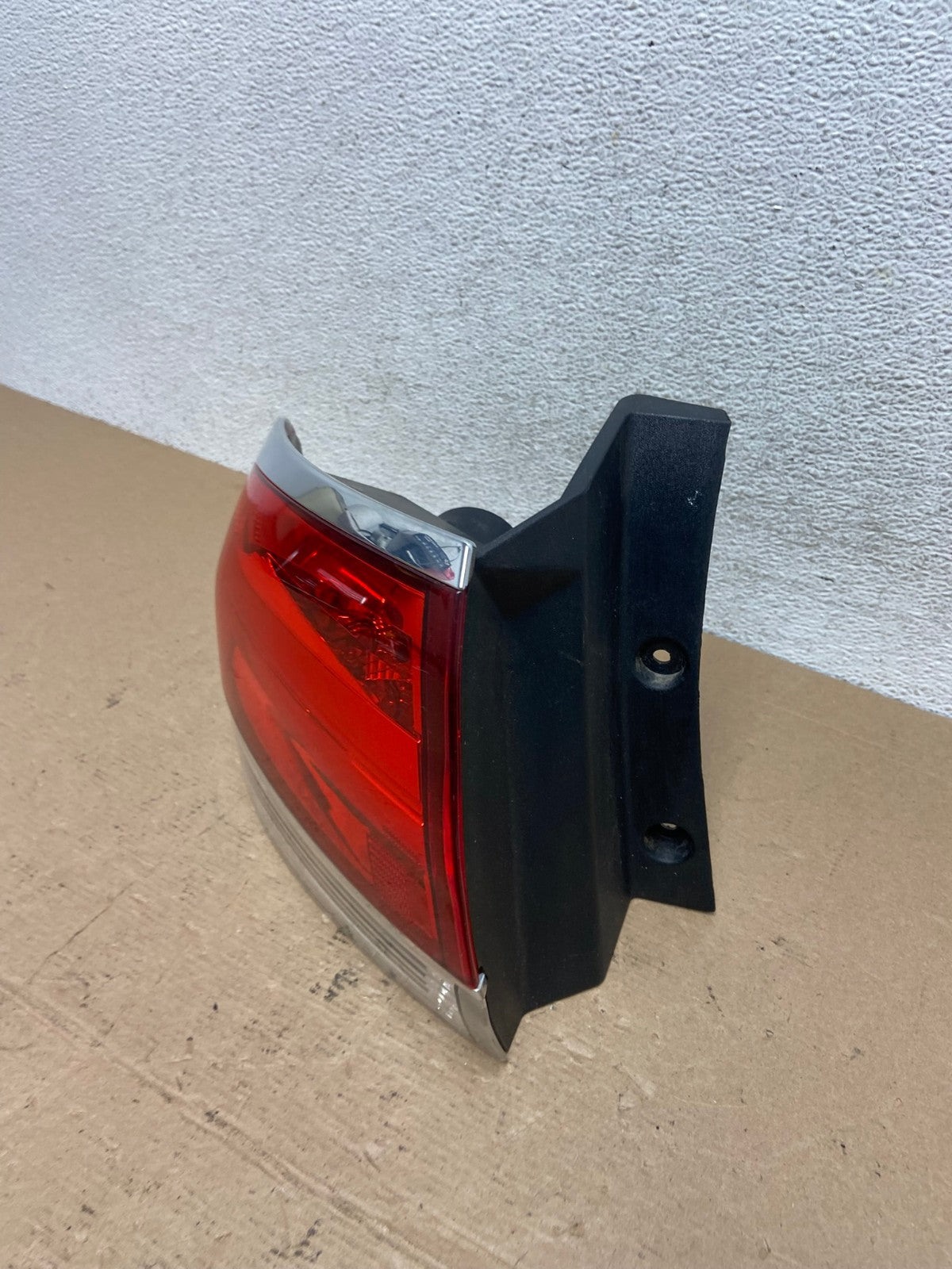 2011 to 2015 Lincoln MKX Left Driver LH Side Tail Light AF4533 LK1