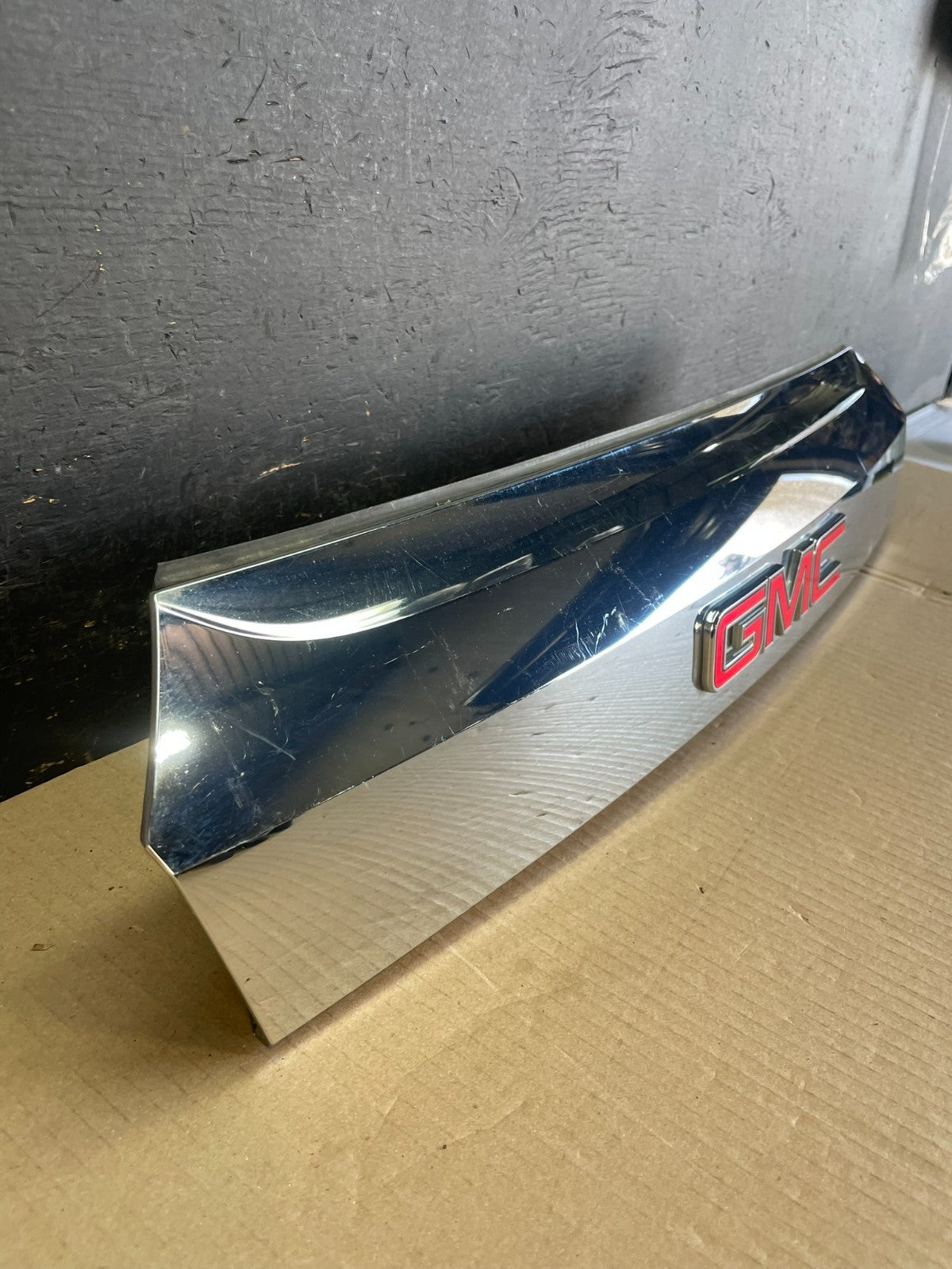 2010-2015 Gmc Terrain Lift Gate Handle Trim Back Up Camera AE3536 DG2