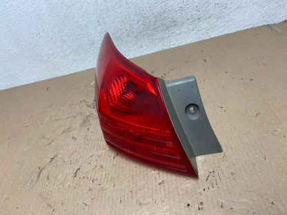 2008 to 2015 Nissan Rogue Left Driver Lh Side Tail Light AE8813 LK1