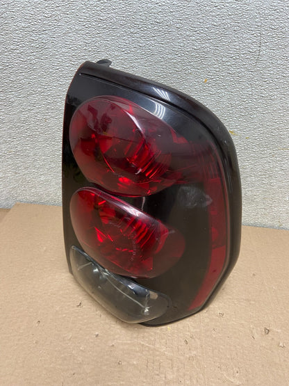 2002 to 2009 Chevrolet Trailblazer Right Passenger Rh Tail Light AB2393 LK0