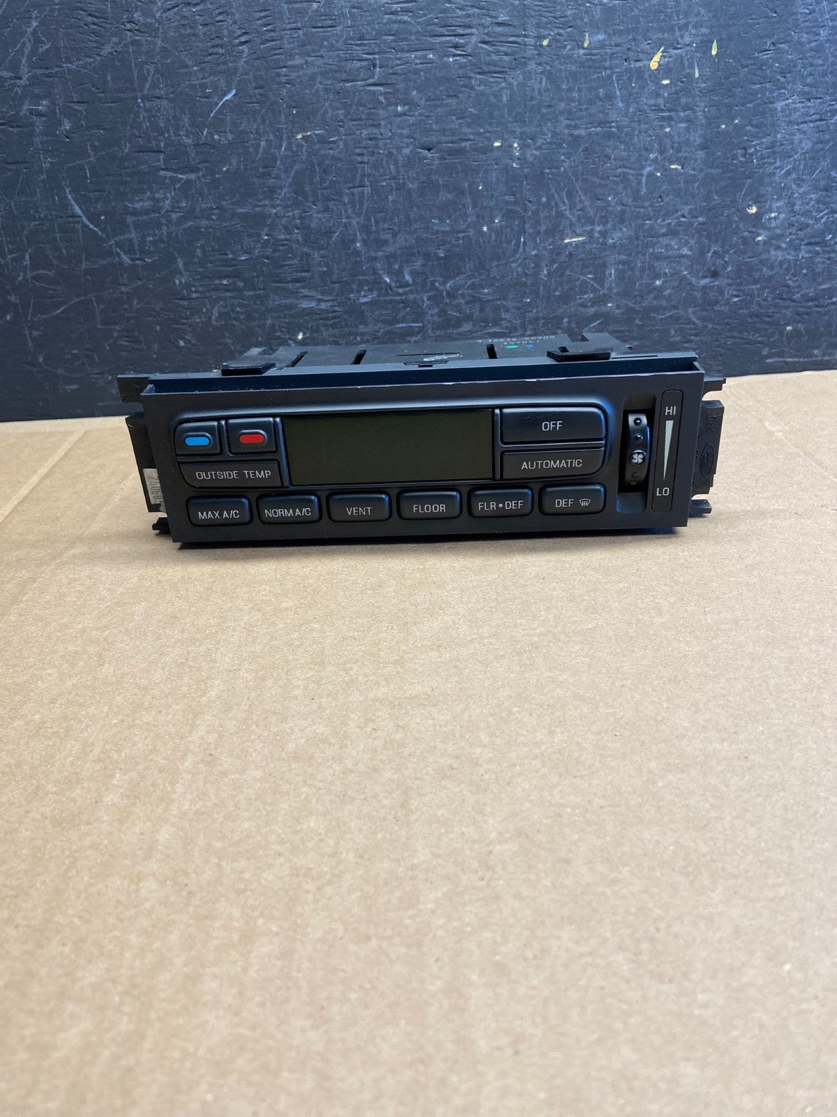 1998 to 2002 Ford Crown Victoria Marquis A/C Heater Climate Control ad2038 DG0