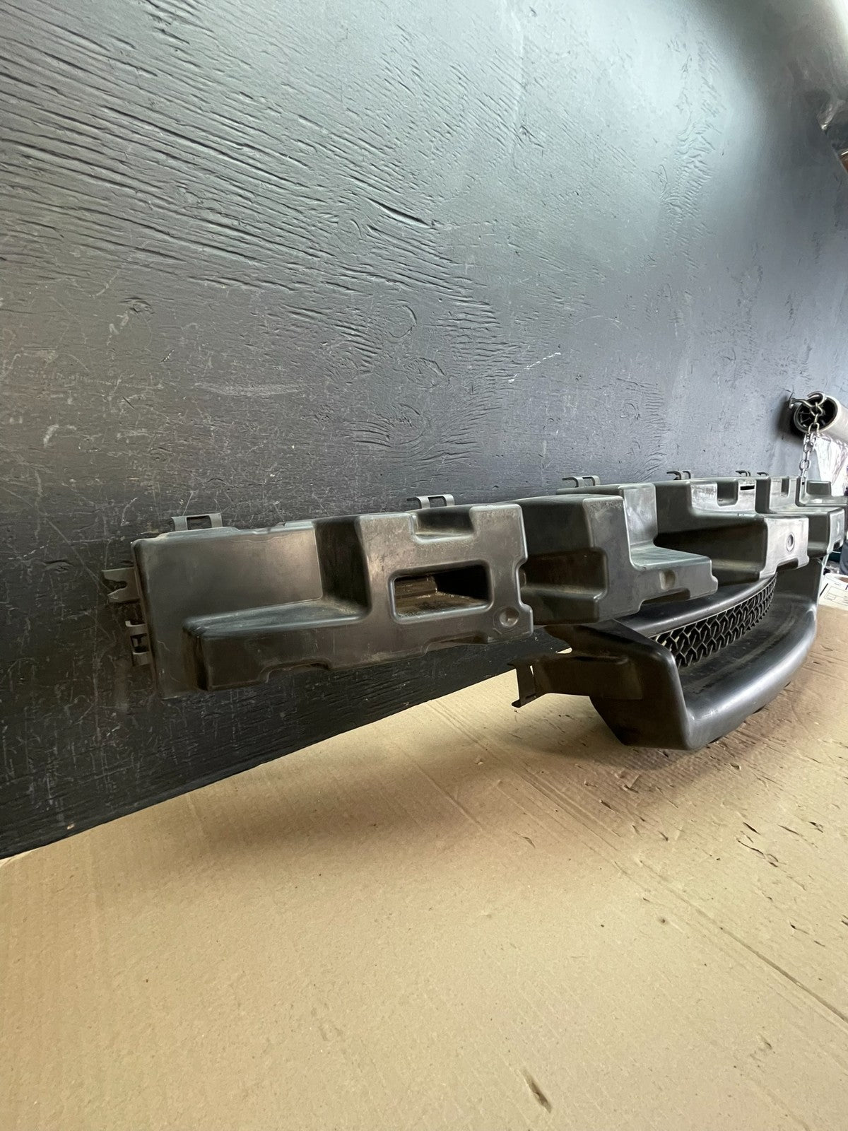 2011 to 2014 Chrysler 300 Front Bumper Energy Absorber Bracket AD8736 DG2