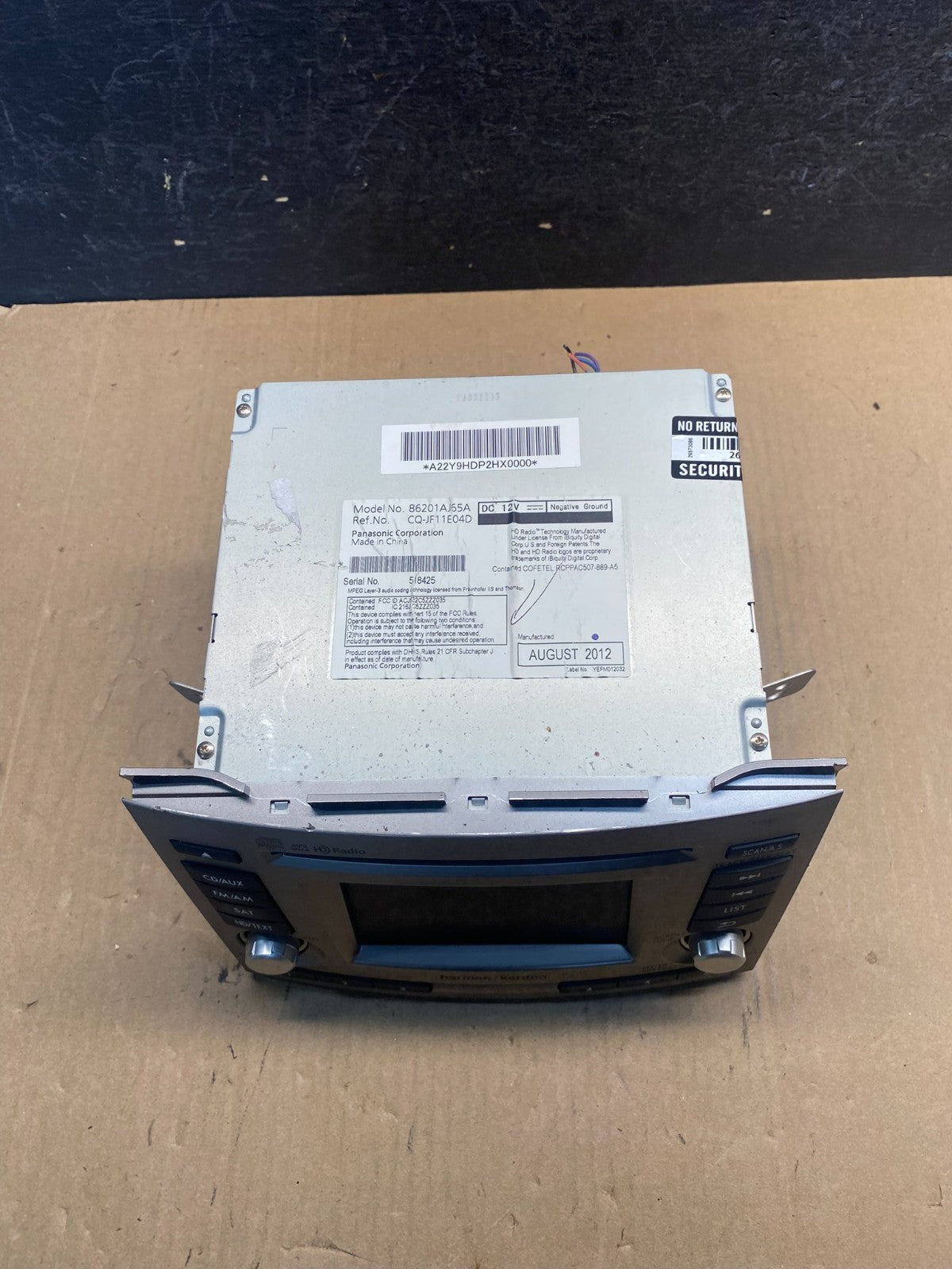 2013 to 2014 Subaru Outback Legacy Am Fm Cd Player AM/FM Radio AE7715 DW3