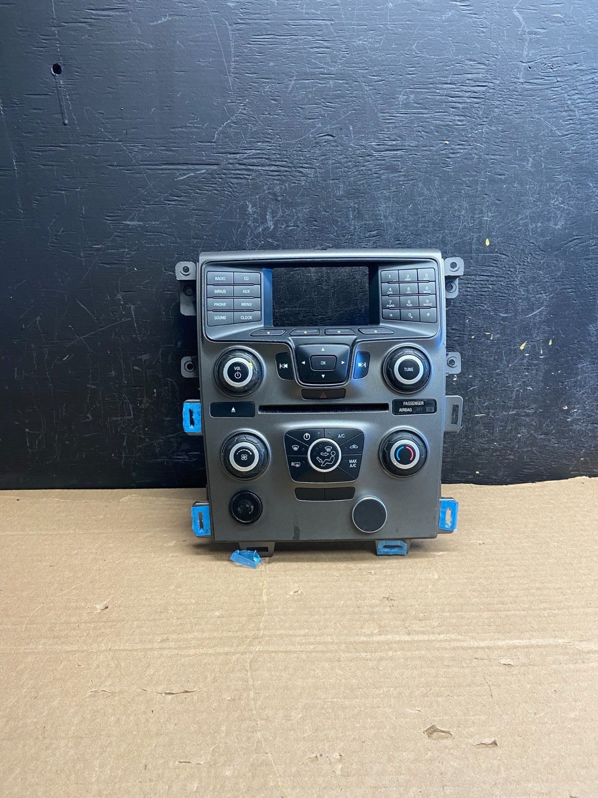 2011-2014 Ford Edge Heater Climate Control Radio CD Control Dash Bezel af2485 DG0