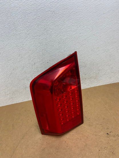 2004 to 2010 Infiniti Qx56 Left Driver LH Side Tail Light AE3136 LK2