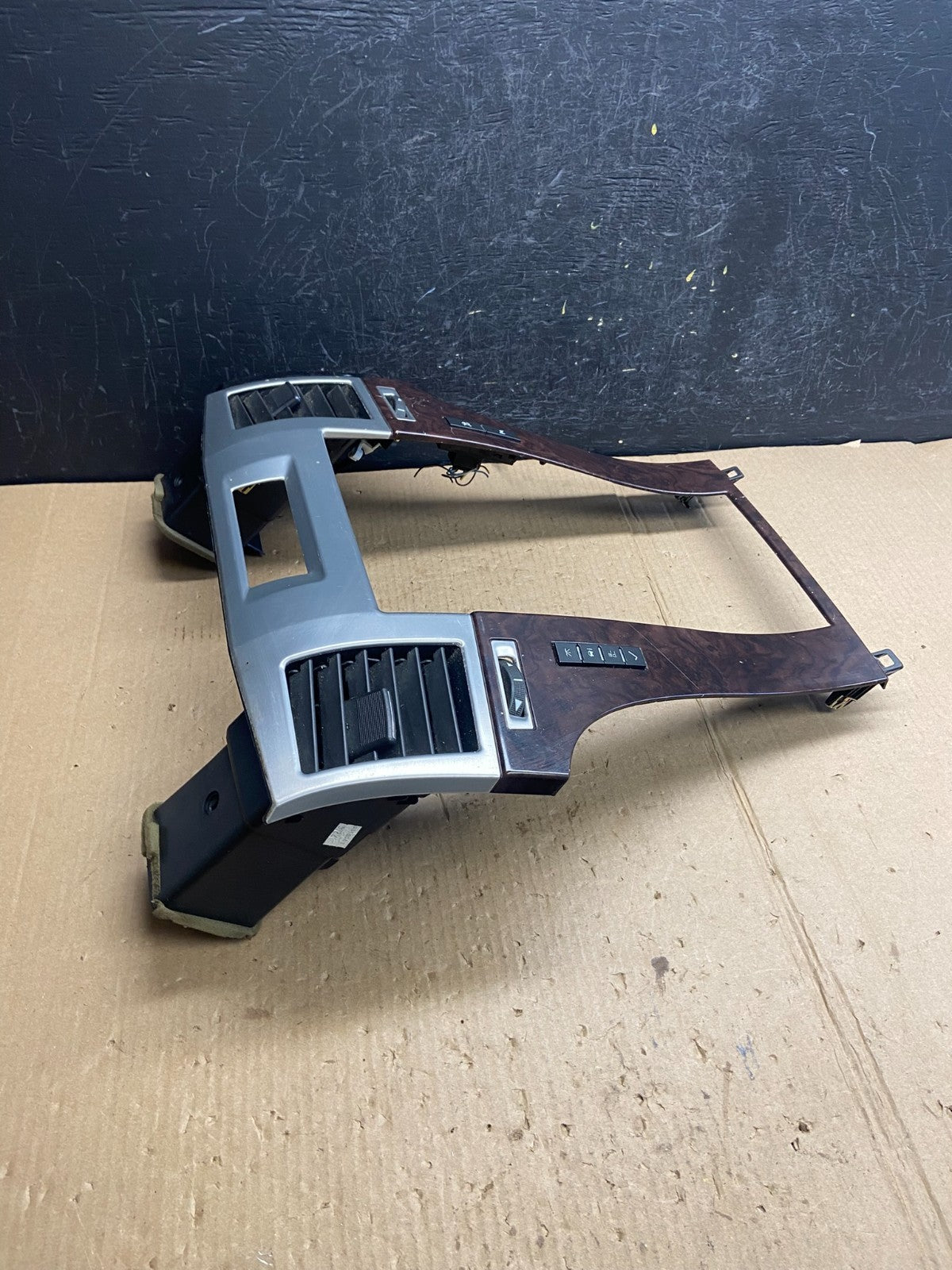 2007-2014 Cadillac Escalade Center Dash Trim Radio Bezel Vent Wood ae3865 DG1