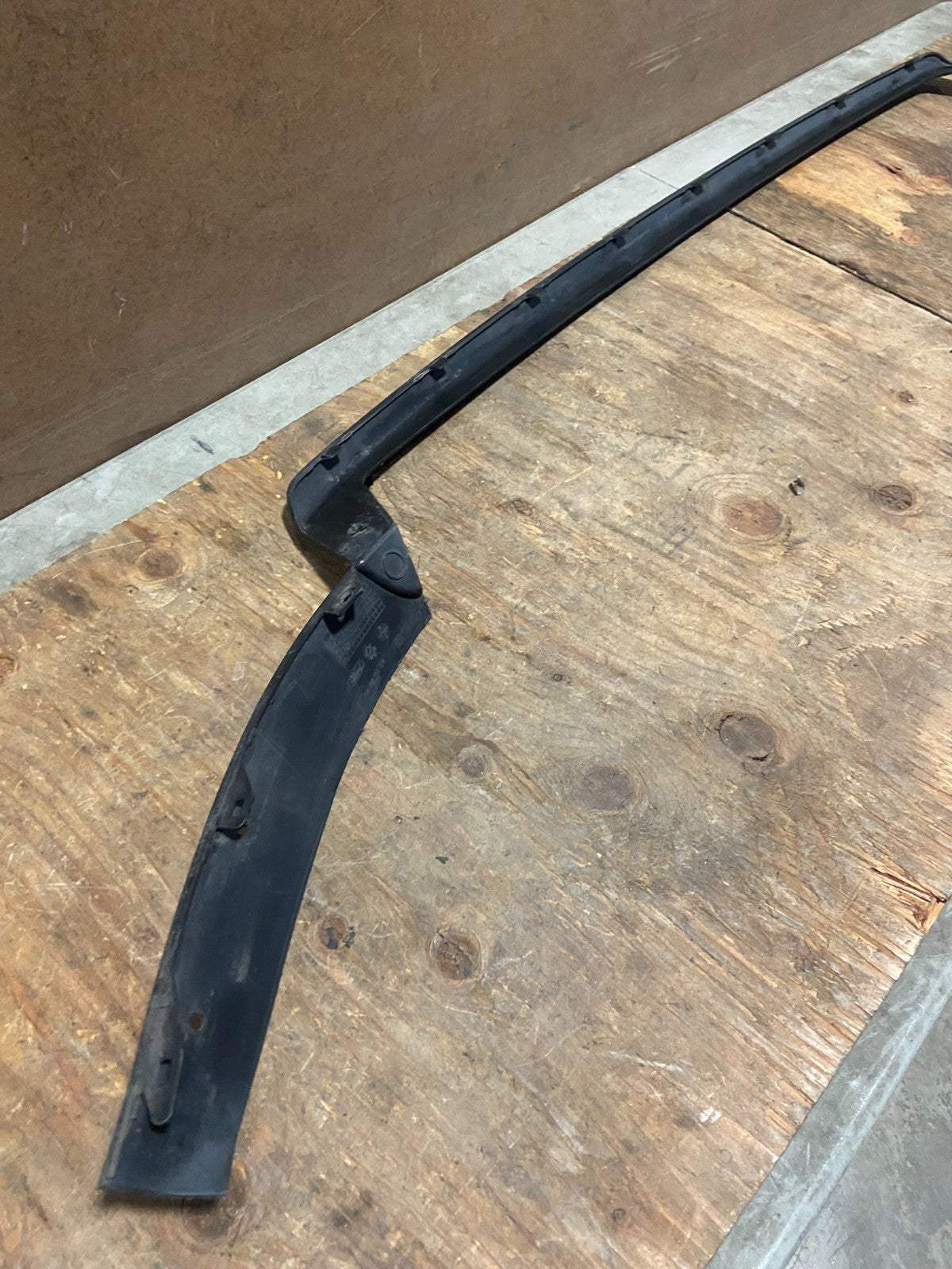2011 to 2015 Ford Explorer Front Bumper Lower Valance Air Deflector AH86384