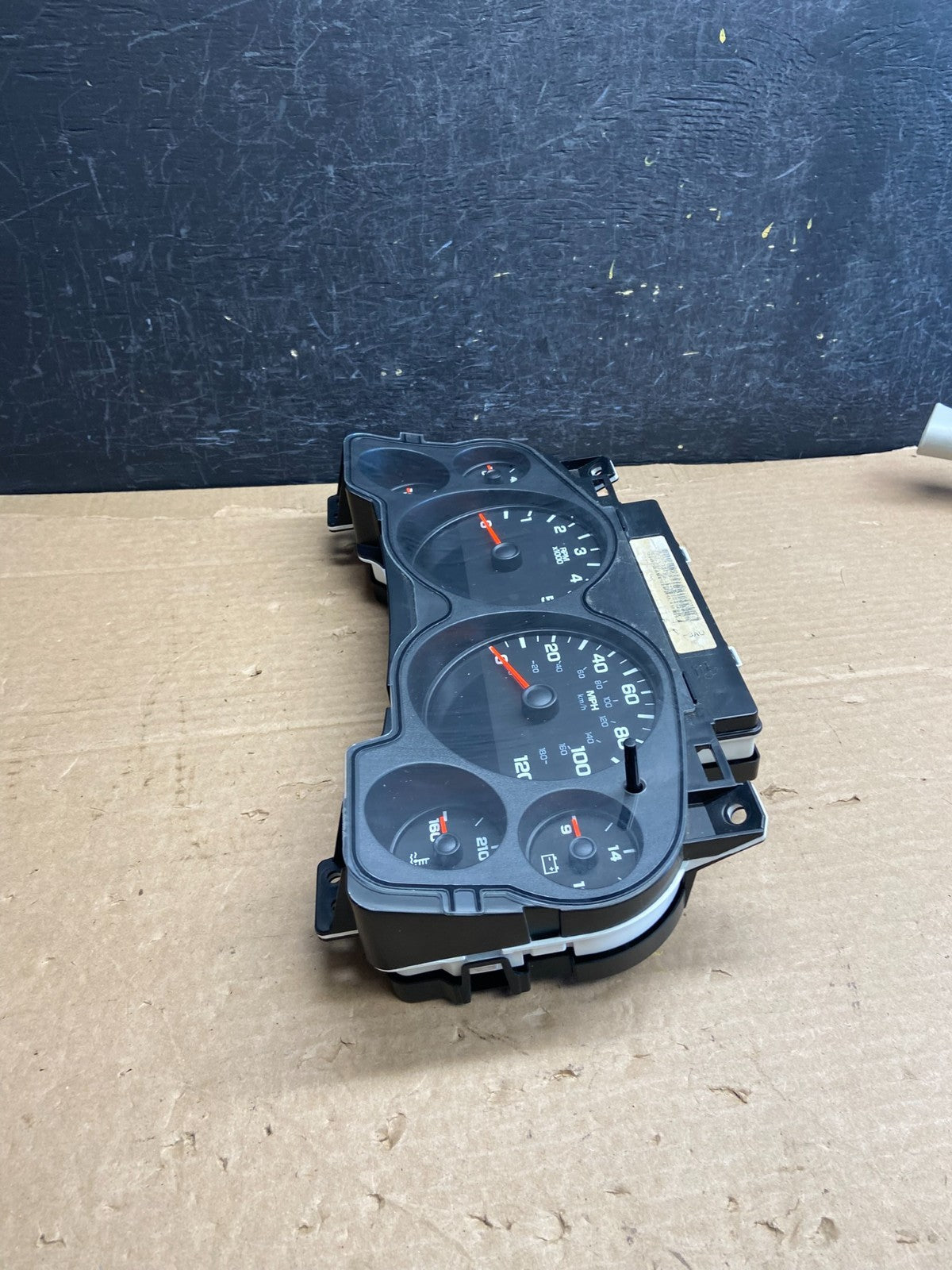 2007 2012 GMC Yukon Tahoe Sierra Speedometer Cluster Gauge AF2561 DG2