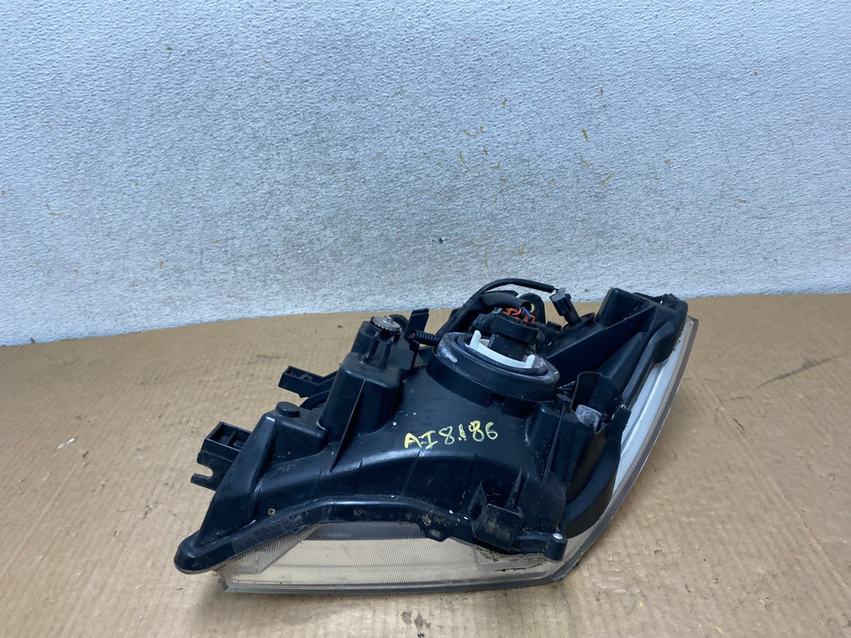 2005 to 2007 Nissan Pathfinder Halogen Headlight Right Passenger AI8186 DW6