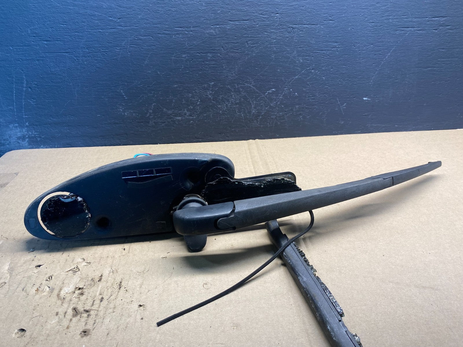 2011-2013 Jeep Grand Cherokee Tailgate Back Door Rear Wiper Motor Wiper AC0947 D1