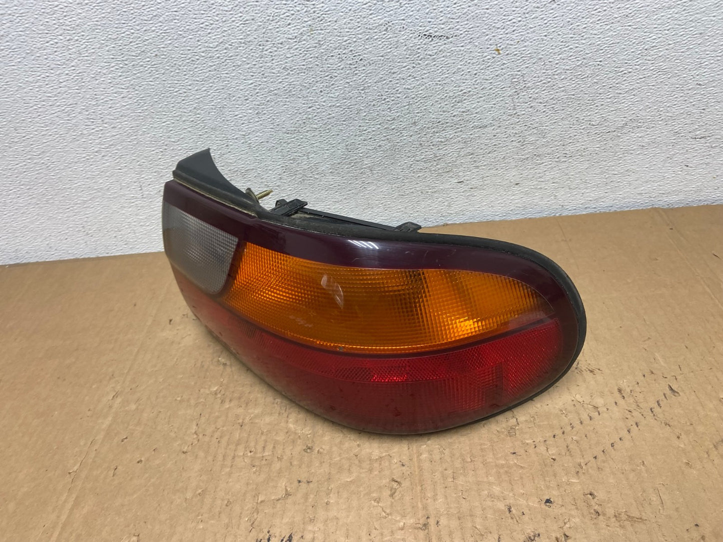 1997 to 2003 Chevrolet Malibu Passenger Right RH Side Tail Light AD1145 LK1