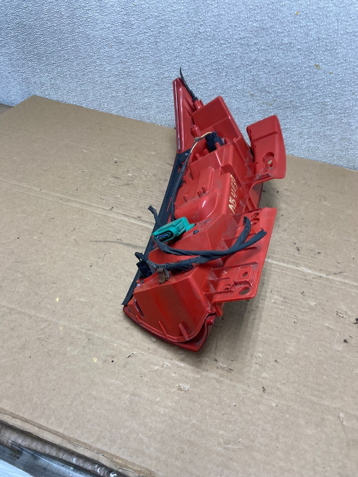 2010 to 2016 Cadillac Srx Right Passenger Rh Side Tail Light OEM AB4633 LK5