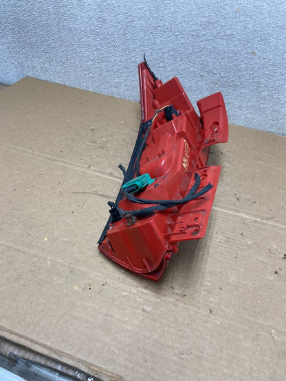 2010 to 2016 Cadillac Srx Right Passenger Rh Side Tail Light OEM AB4633 LK5