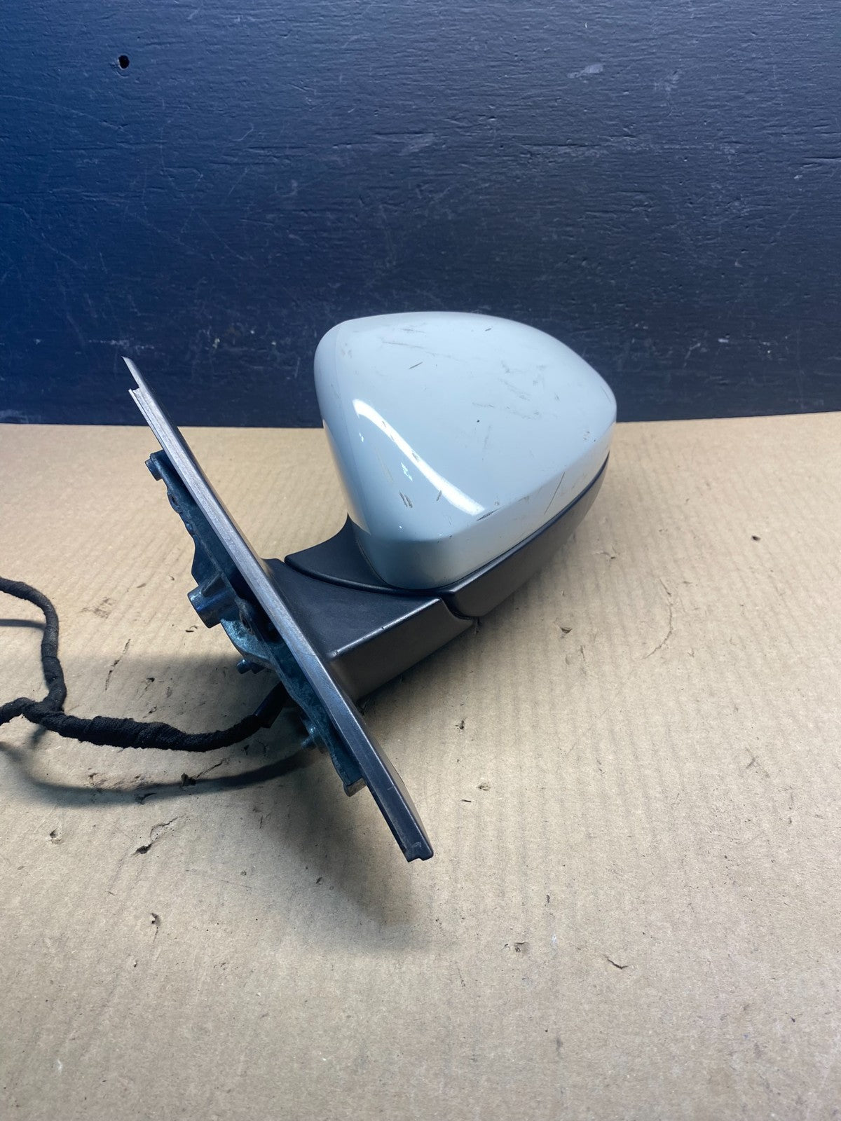 2019-2021 Volkswagen Jetta Sedan Left Driver View Door Mirror ac8898 DG1