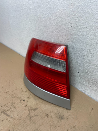 1999 to 2002 Audi A4 B5 Left Driver LH Side Tail Light AF4255 DW1