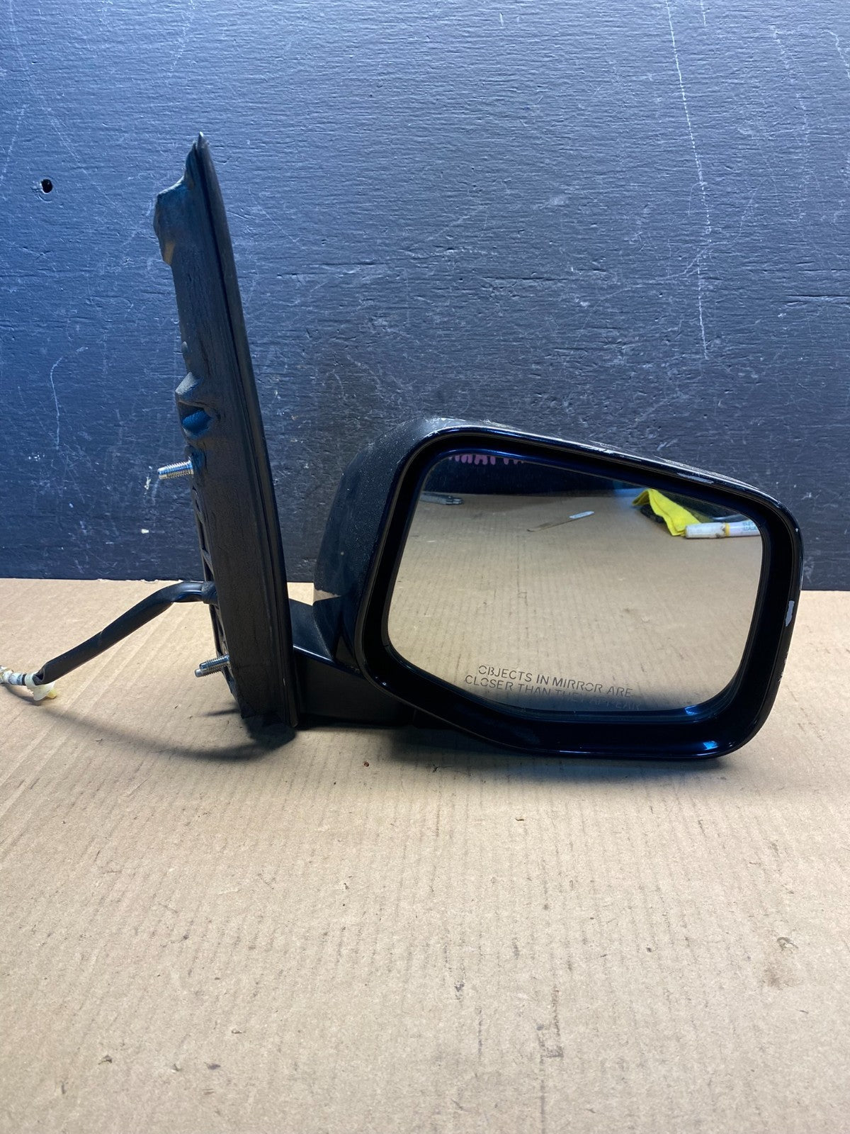 2011 to 2013 Honda Odyssey Right Passenger Door Mirrorr AE6313 DW9