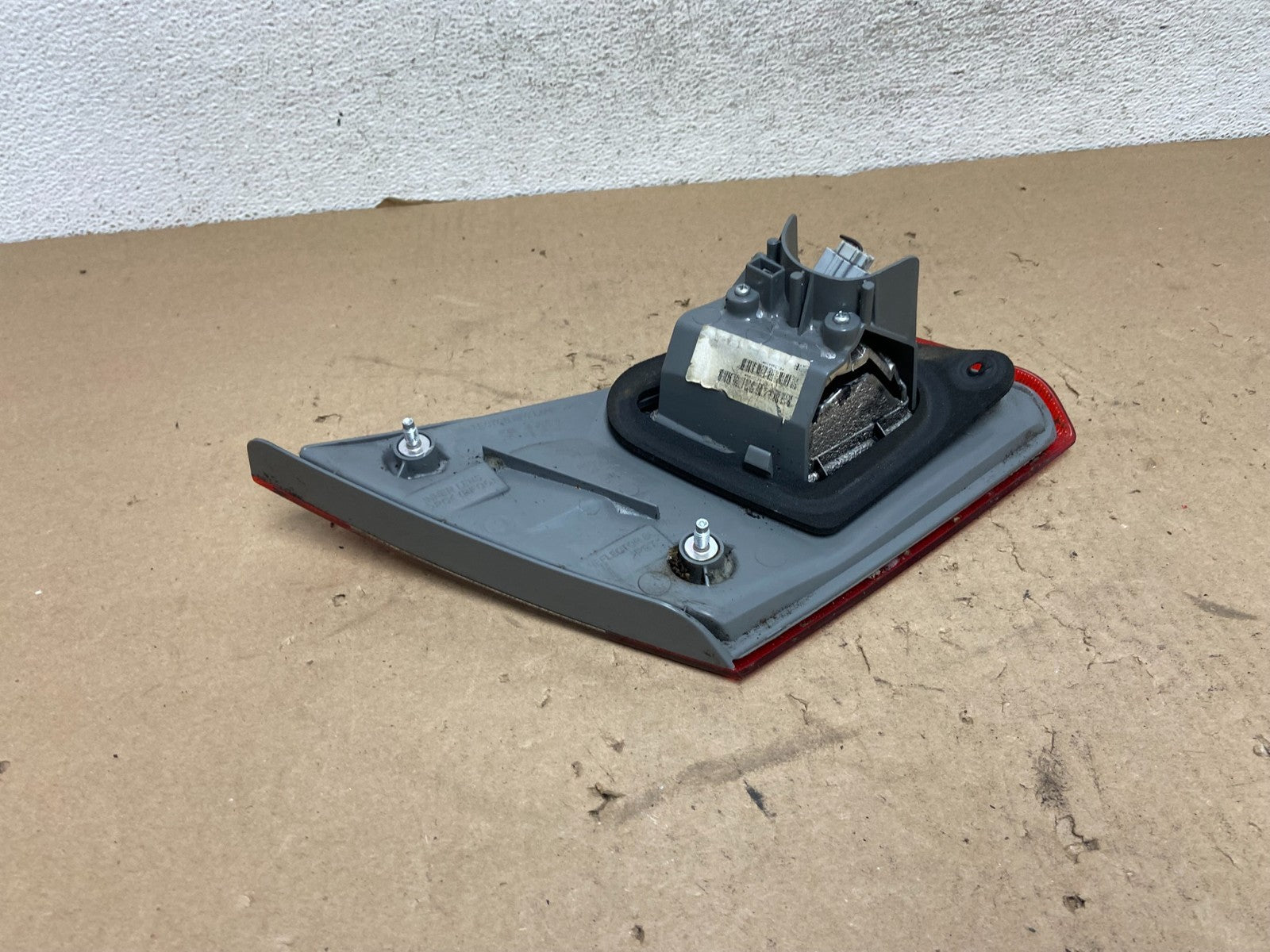 2009-2012 Mitsubishi Galant Right Passenger RH Inner Tail Light AG43355