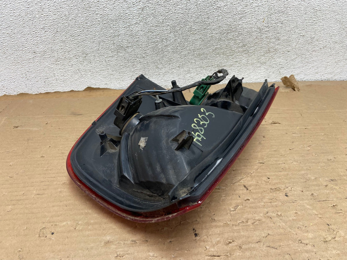 2002 to 2005 Ford Explorer Left Driver Lh Side Tail light AG8303 LK5