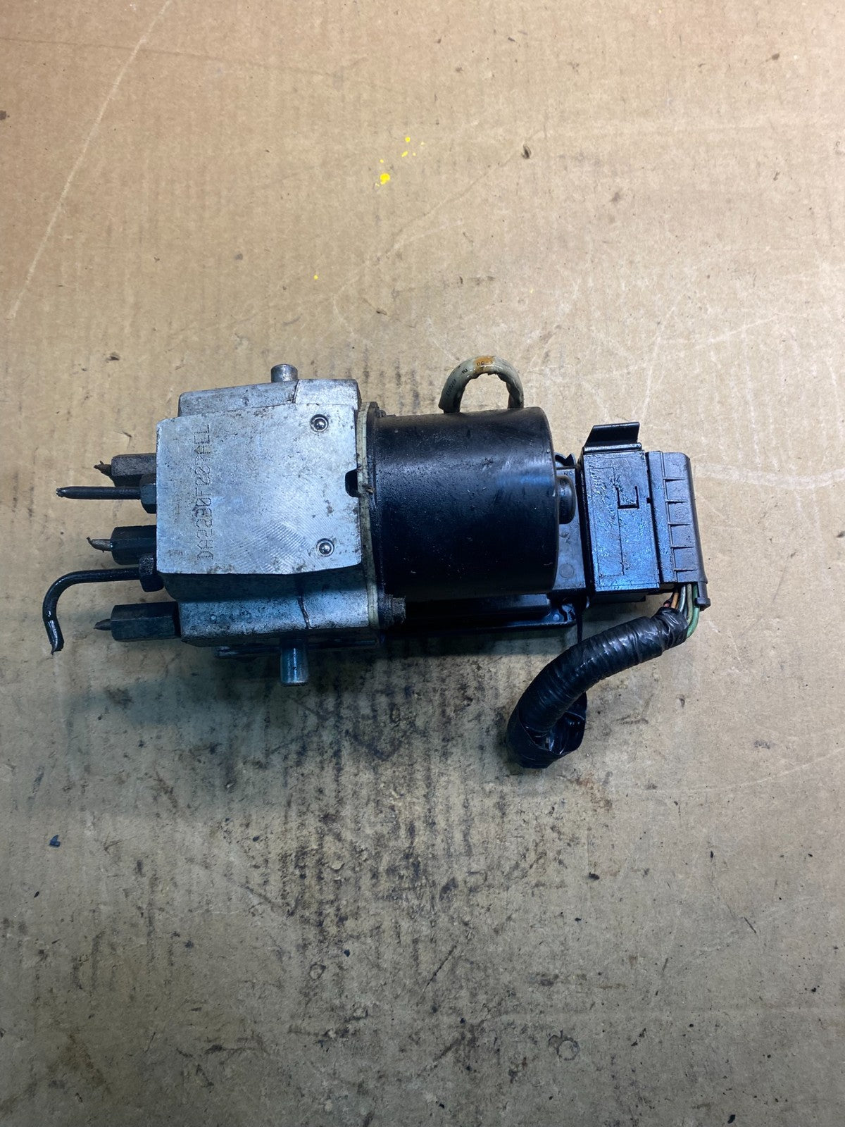 2009 2010 Ford E250 E350 Econoline Anti-Lock ABS Antilock Brake Pump Z2413 DG5