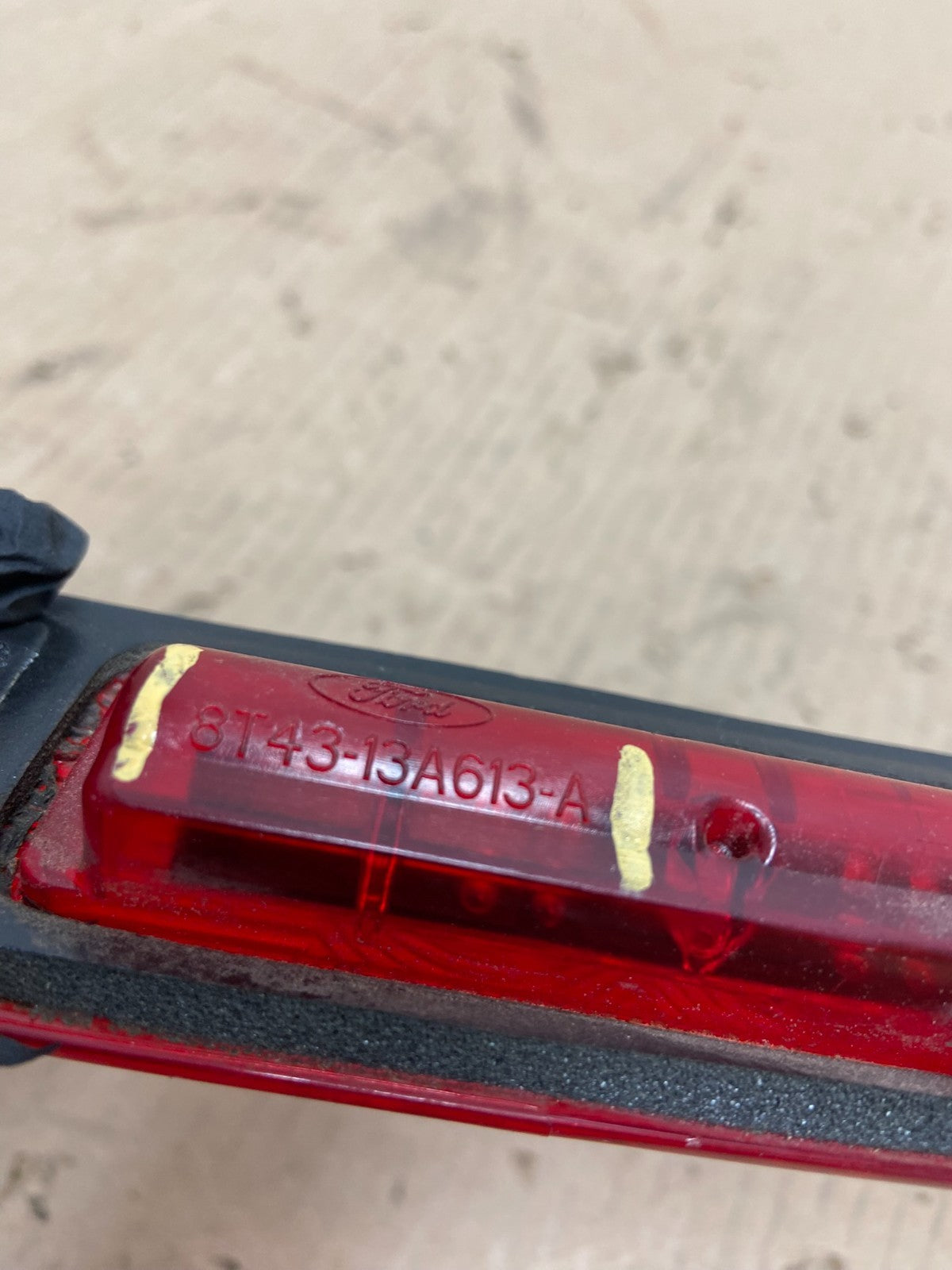 2007 to 2011 Ford Edge Rear Third Brake 3rd Light Lamp ae8754 DG5