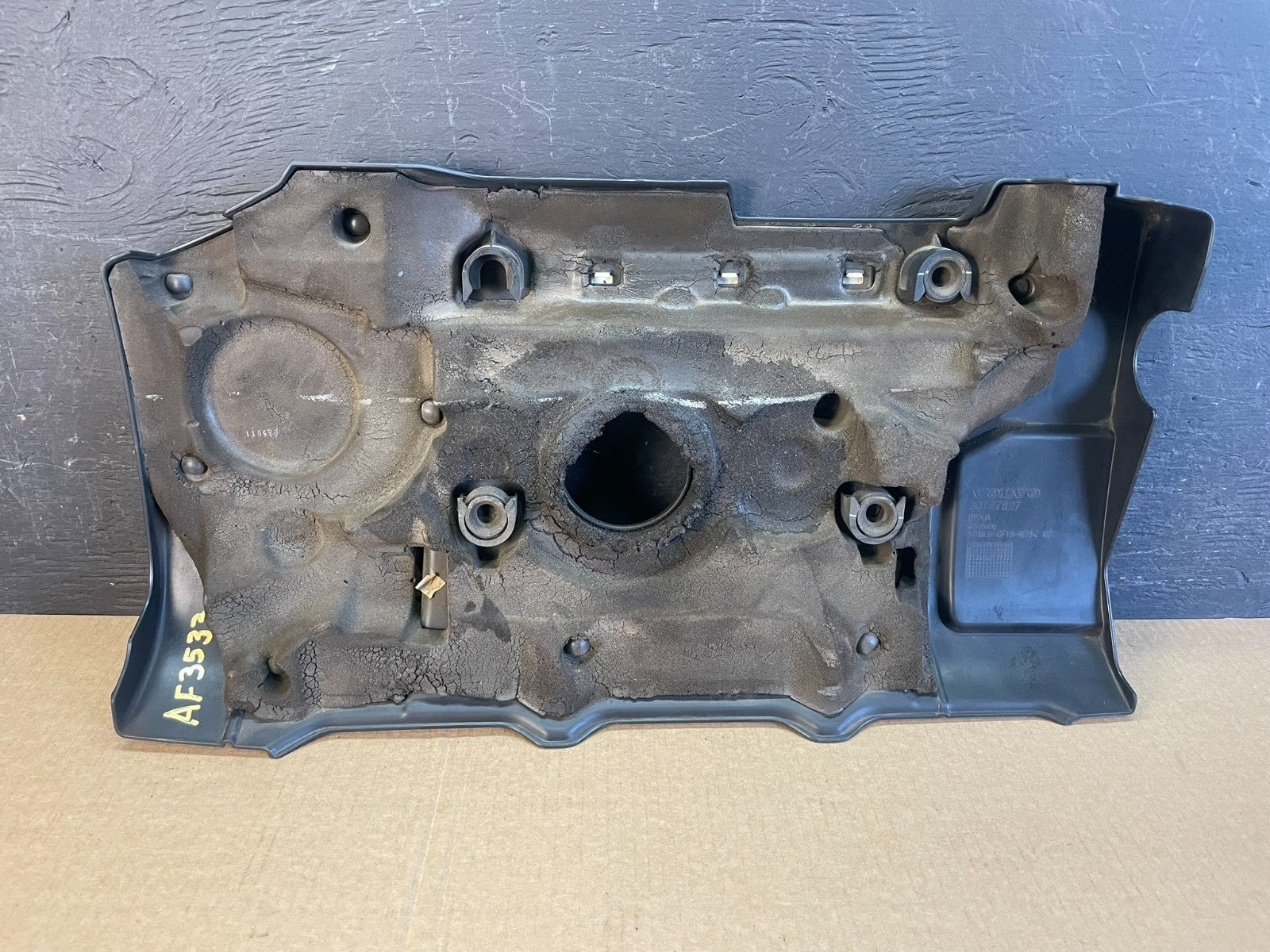 2008 to 2015 Volvo XC70 3.2L Engine Motor Top Upper Cover Panel af3533 DG5