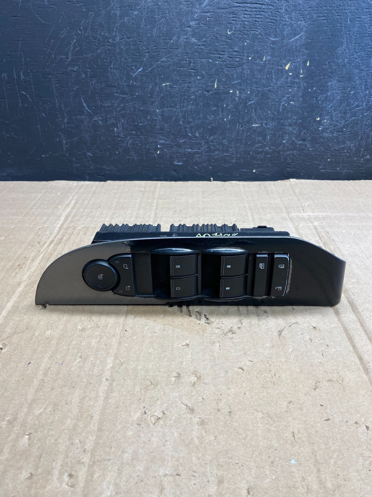 2007-2014 Cadillac Escalade Master Left Driver Power Window Switch AD7198 DG0
