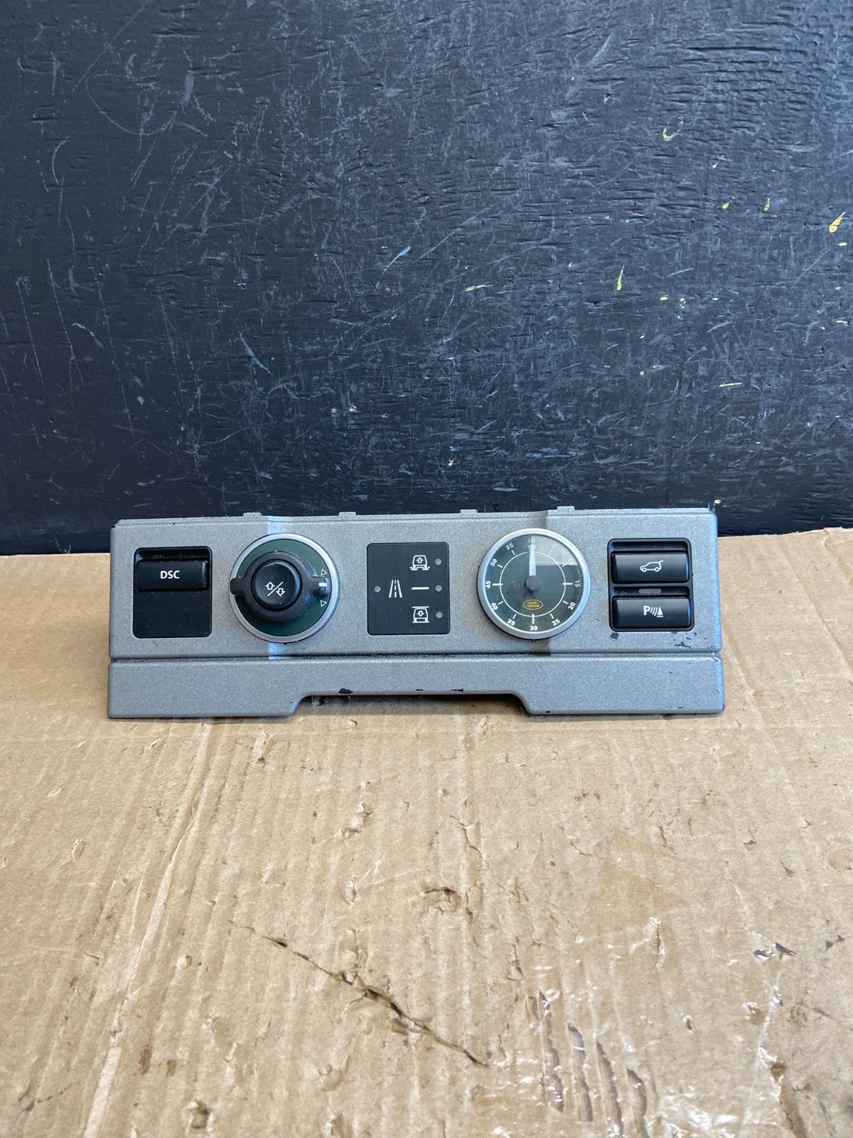 2003-2010 Range Rover L322 Center Clock Panel DSC Switch Control Power AE1917 DG0