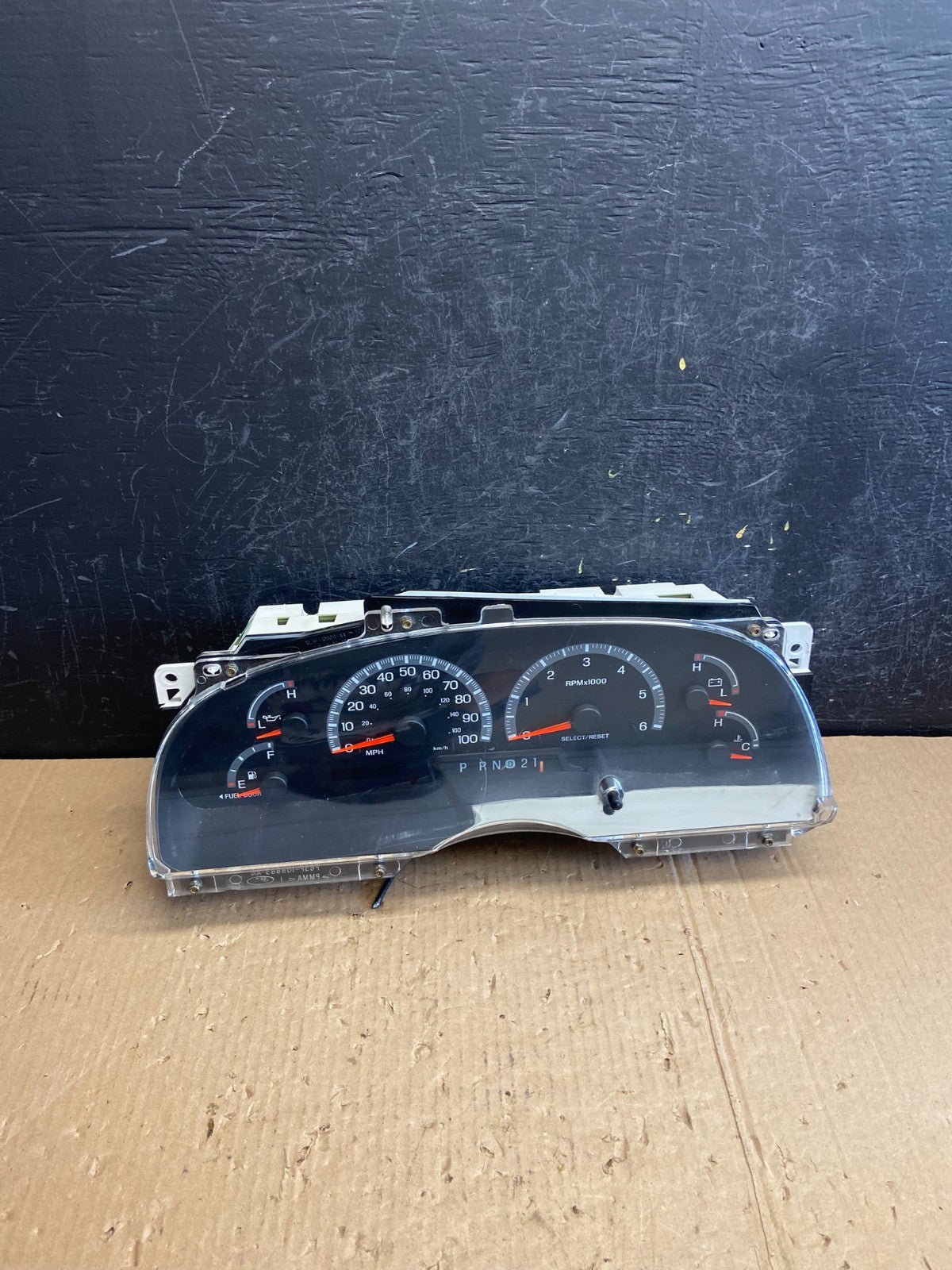 2000 2001 2002 Ford Expedition Speedometer Instrument Gauge Cluster Oe ae4133 DG0