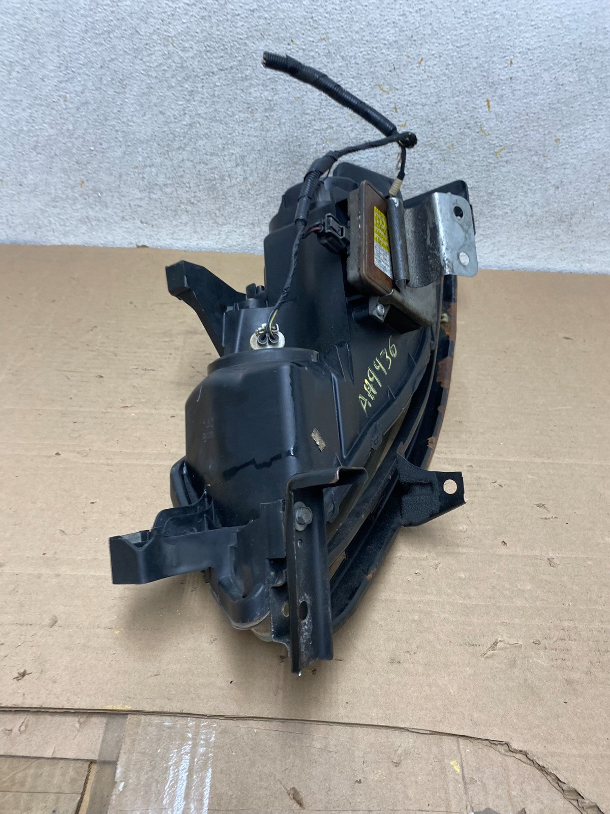 2004 2005 2006 Acura TL Headlight Right Passenger Side Xenon HID AH9436 DW9