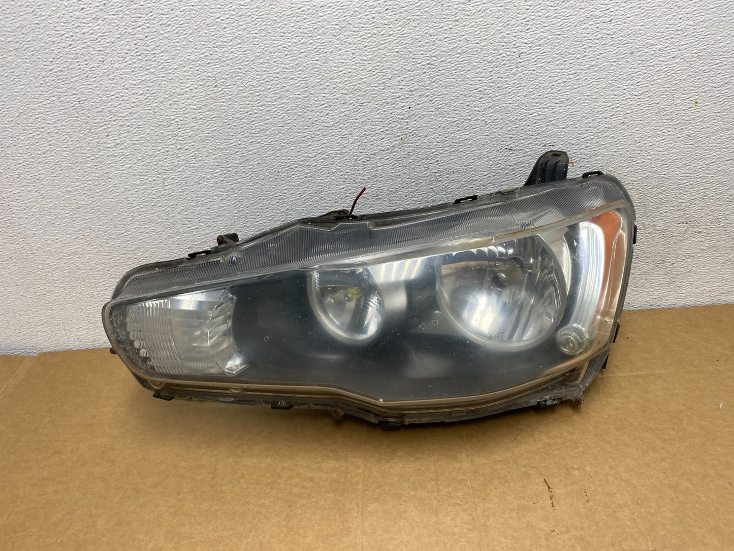 2010-2013 Mitsubishi Lancer Left Driver LH Side Headlight Halogen AD5289 DW0