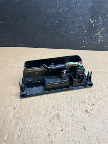 1997 to 2001 Lexus ES330 ES300 Front Center Side Air Vent T4762 DG4