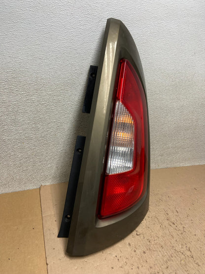 2012 to 2013 Kia Soul Right Passenger Rh Side Tail Light Oem Z6509 DW2