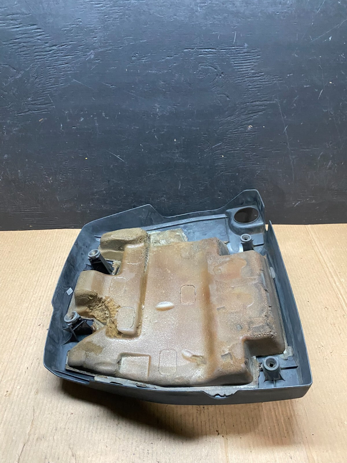 2010 to 2013 Suzuki Kizashi 2.4L Engine Cover F66376