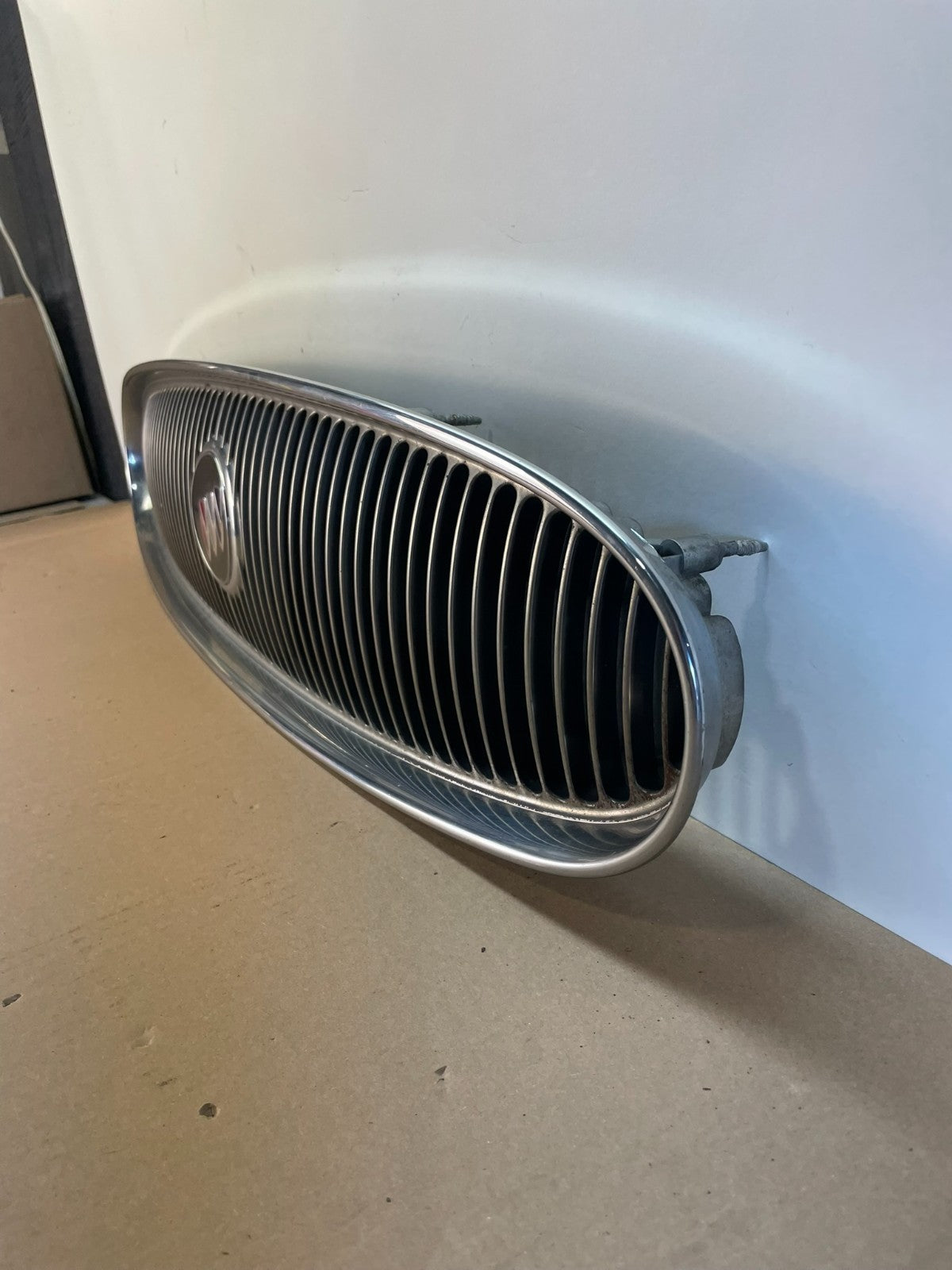 2000 to 2005 Buick Lesabre Front Chrome Upper Grill Grille AI0644 DG1