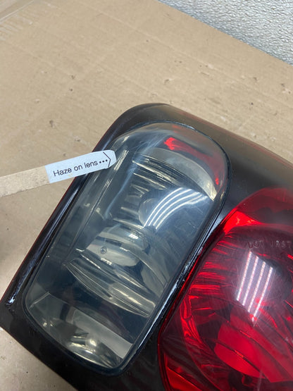 2002 to 2009 Chevrolet Trailblazer Left Driver LH Side Tail Light AA8784 LK4