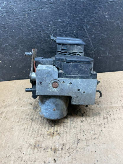 1995 - 1998 BMW e38 740i 750i ABS Anti-Lock Brake Pump 1164241 OEM R4395 DG0