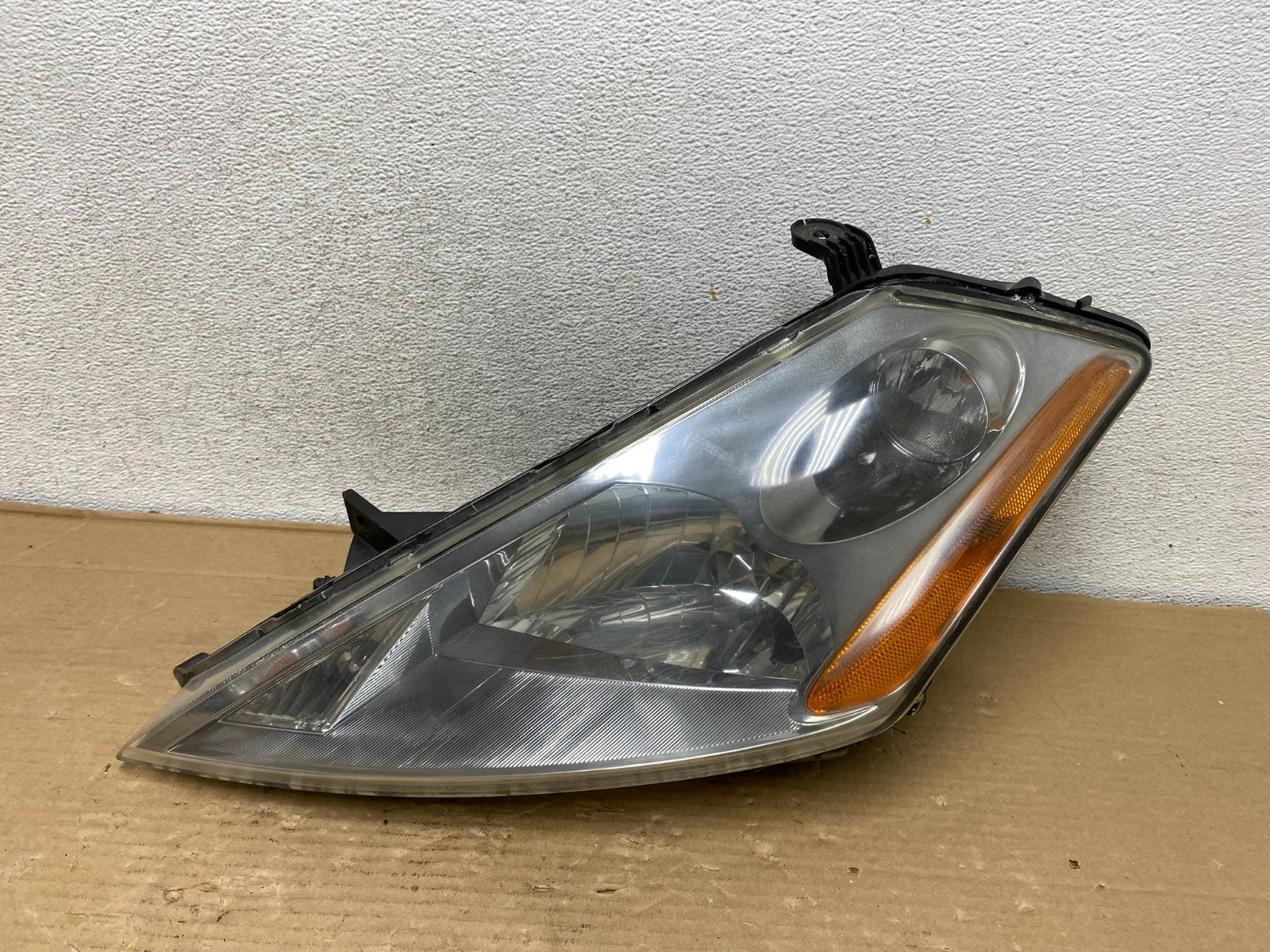 2003 to 2007 Nissan Murano Left Driver LH Side Headlight Halogen AG9273 DW0