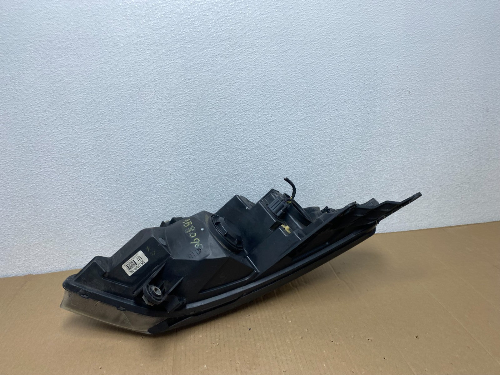 2013-2017 Chevrolet Traverse Left Driver LH Side Headlight Halogen OEM AB8096 DW4