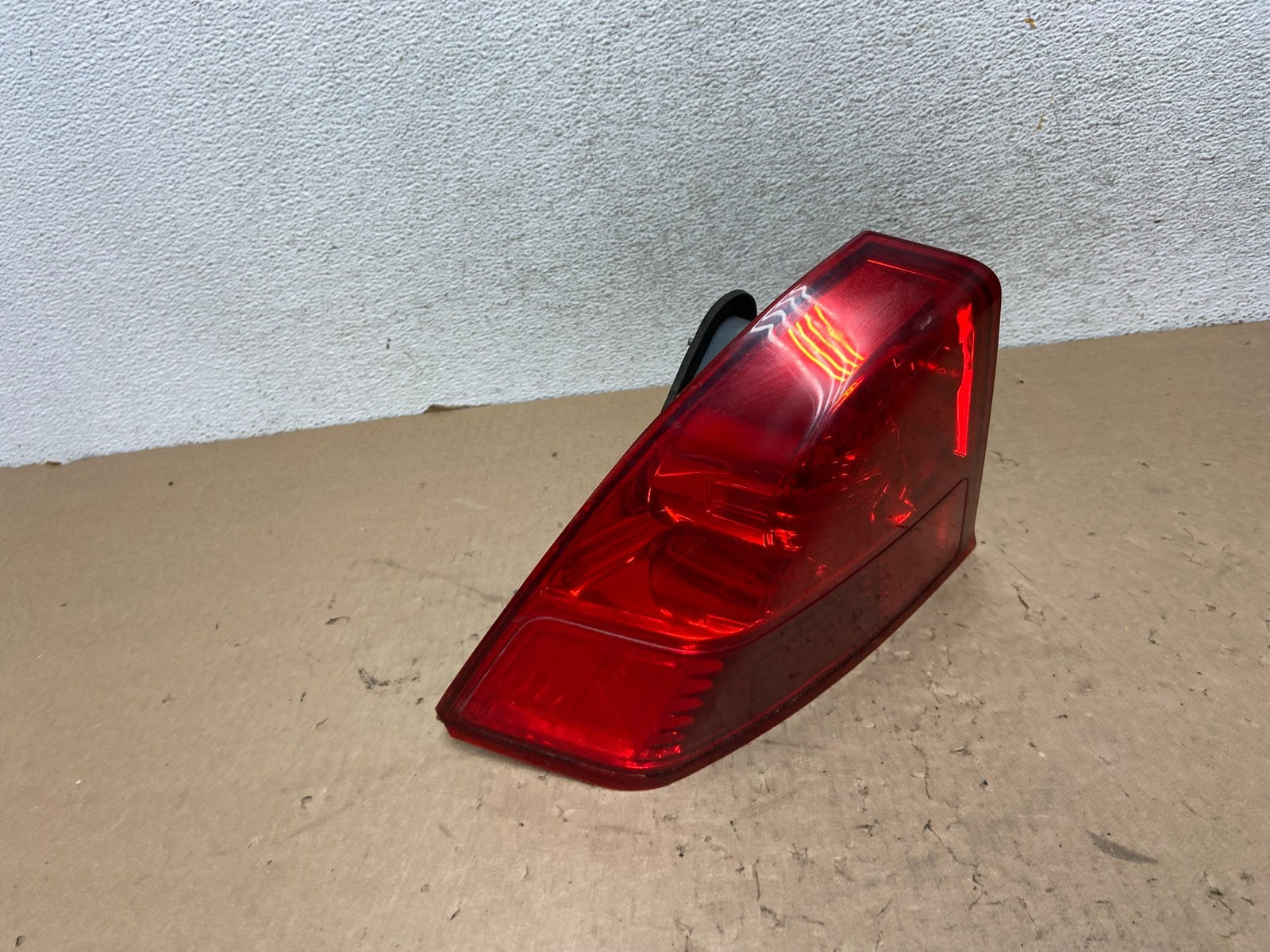 2001 2002 2003 Honda Civic Sedan Left Driver Lh Tail Light AG43392