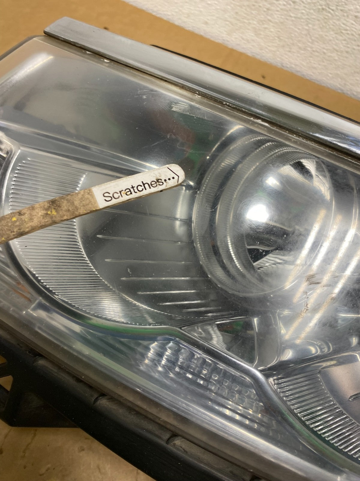 2006 to 2009 Lincoln MKZ Zephyr Left Driver Headlight Halogen AD0546 DW3